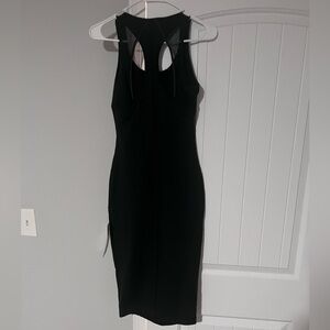 Lululemon Globetrotter Dress Black 4